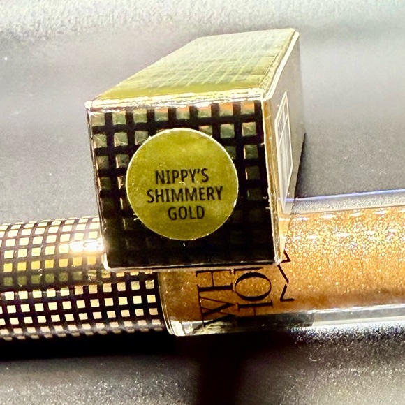 Limited edition MAC Lipglass - Picture 2 of 2